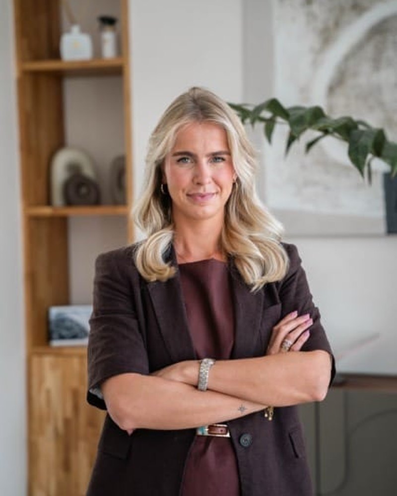 Fabiënne Broeze — Real Estate Advisor